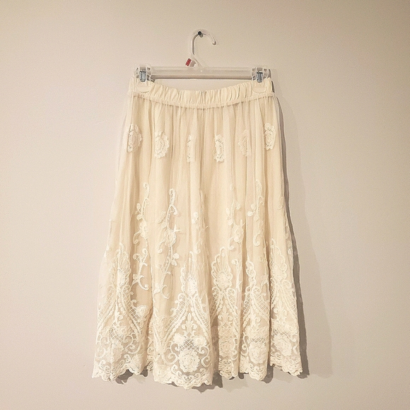 Cream Lace Tulle Skirt - Picture 1 of 4